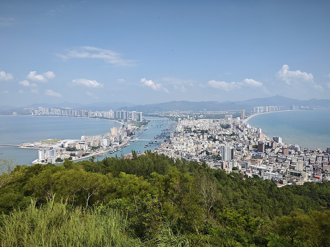 惠州 东莞出发·惠州巽寮湾双月湾两天一夜：海鲜吃到饱的粤东海滨线路