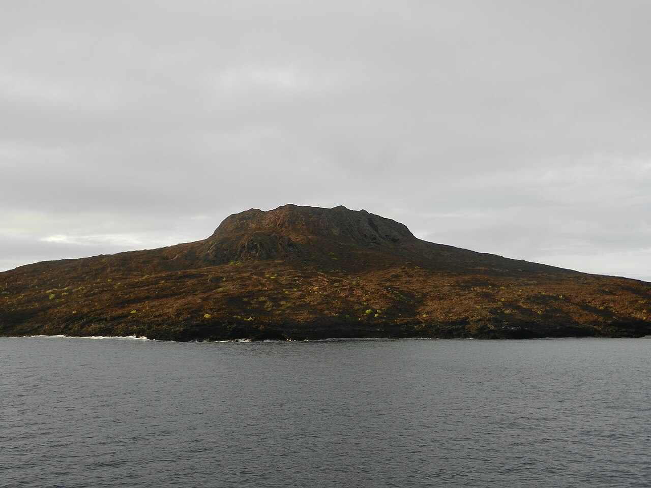 湛江硇洲岛:火山海岸与海鲜大餐